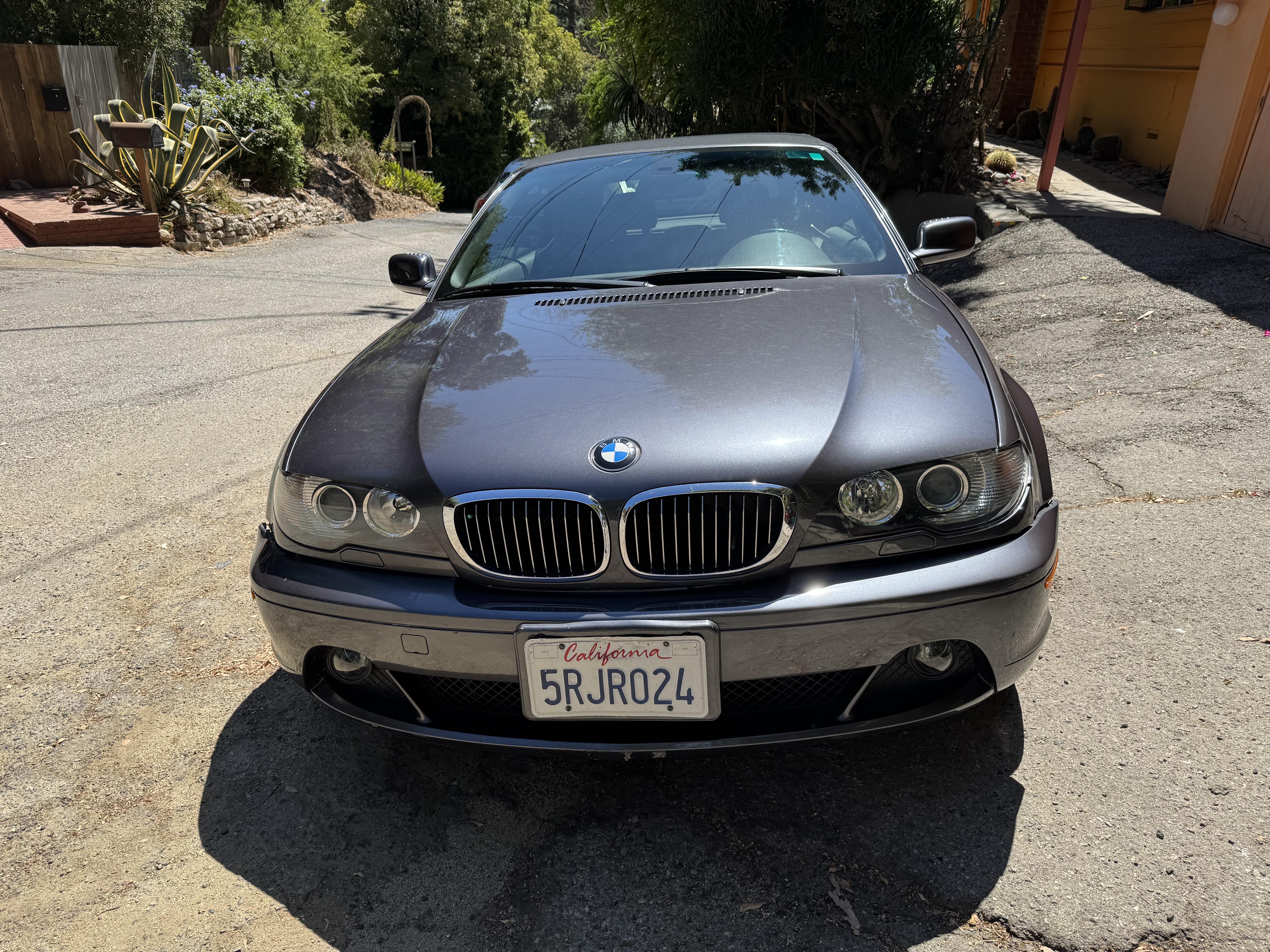 Used 2005 BMW 330Ci Convertible RWD image 2