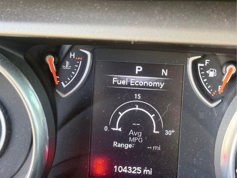 Used 2018 Jeep Wrangler Unlimited Sport S image 9