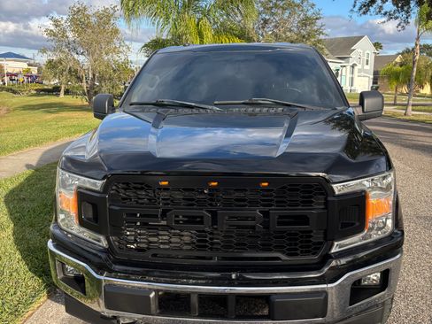 Used 2018 Ford F150 XLT w/ Equipment Group 302A Luxury image 5