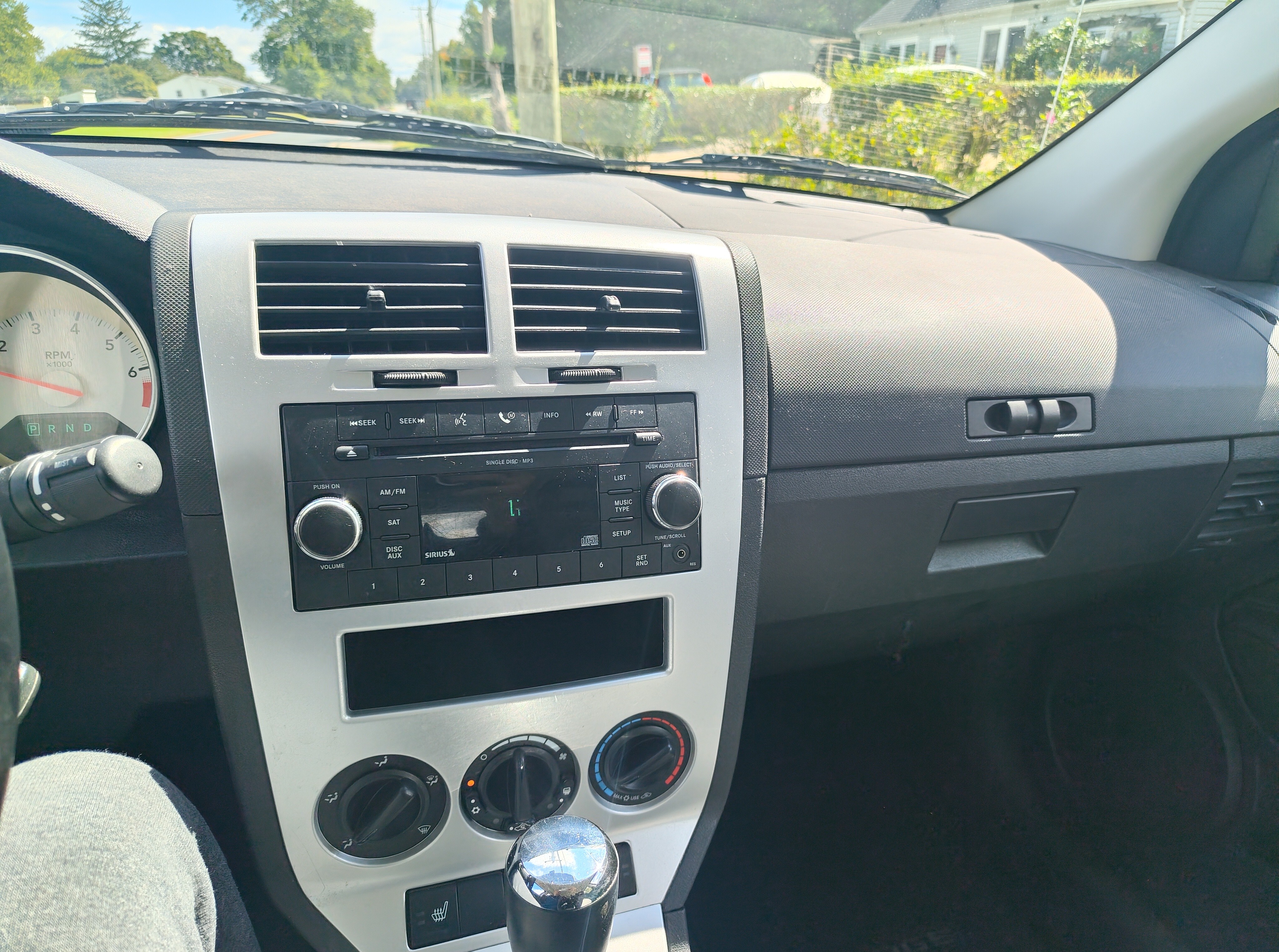Used 2009 Dodge Caliber SXT w/ Driver Convenience Group FWD image 27