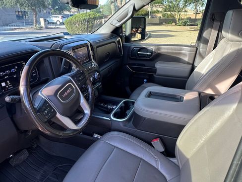 Used 2020 GMC Sierra 2500 SLT w/ SLT Premium Plus Package image 8