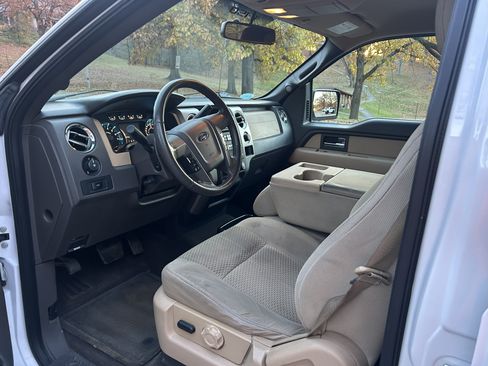 Used 2012 Ford F150 XLT w/ XLT Chrome Pkg image 10