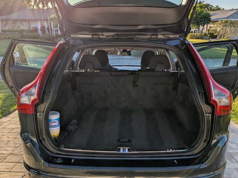 Used 2015 Volvo XC60 T5 image 16