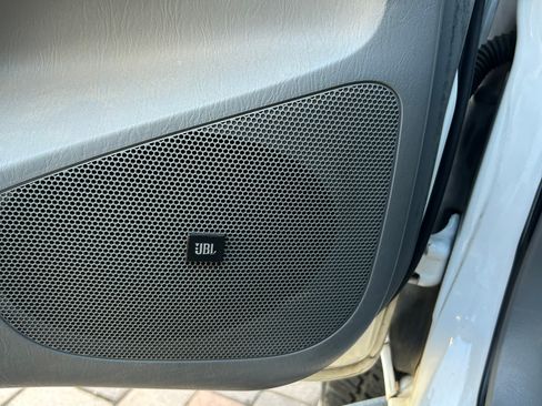 Used 2009 Toyota Tacoma PreRunner image 5