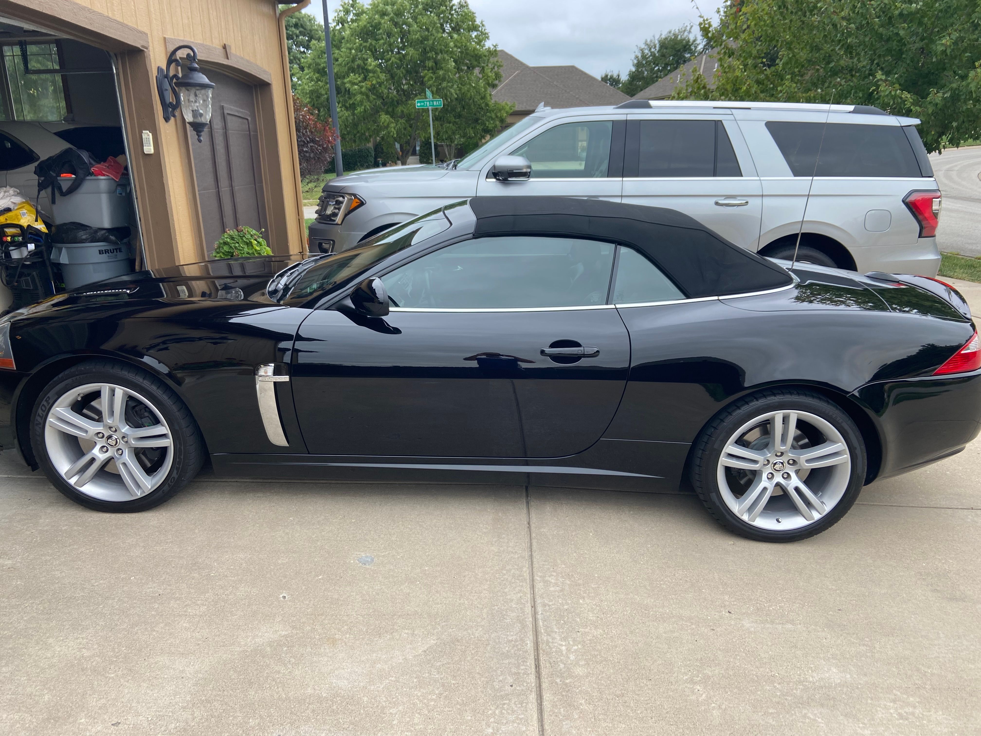 Used 2007 Jaguar XKR R RWD image 7