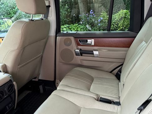 Used 2013 Land Rover LR4 HSE AWD/4WD image 13