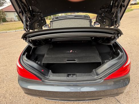 Used 2015 Mercedes-Benz SL 400 image 11