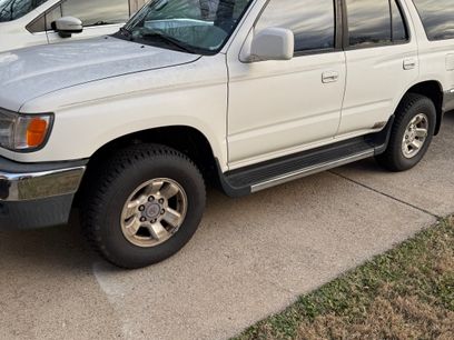 Used 2000 Toyota 4Runner SR5