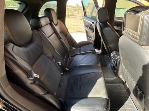 Used 2010 Porsche Cayenne GTS image 18