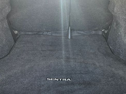 Used 2018 Nissan Sentra S image 14