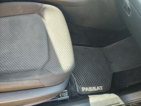 Used 2014 Volkswagen Passat 1.8T S image 14