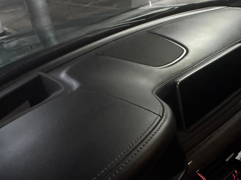 Used 2018 BMW X5 M image 30