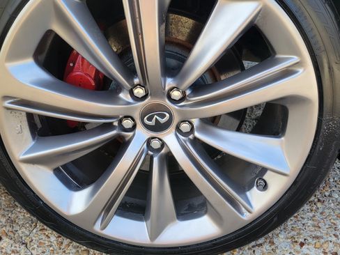 Used 2018 INFINITI Q60 Red Sport 400 w/ Pro Active Package image 20