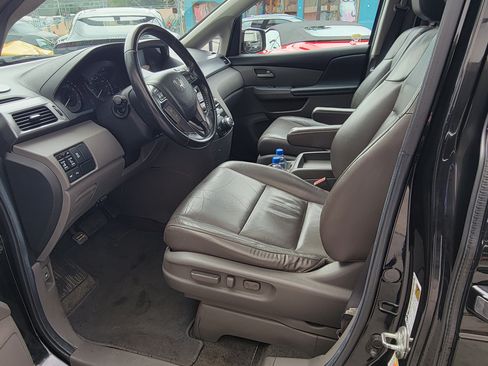 Used 2012 Honda Odyssey Touring image 4