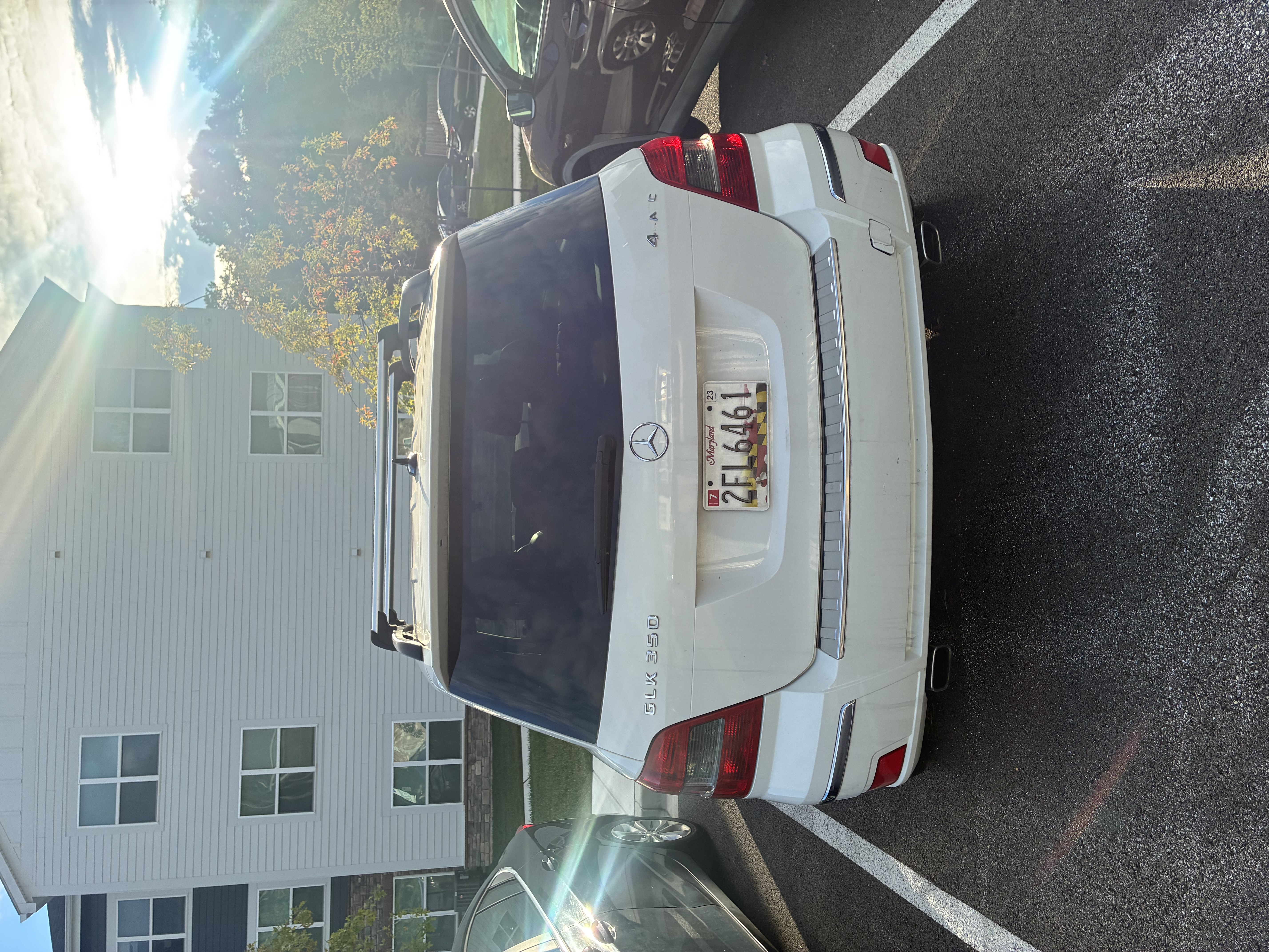 Used 2011 Mercedes-Benz GLK 350 4MATIC image 5