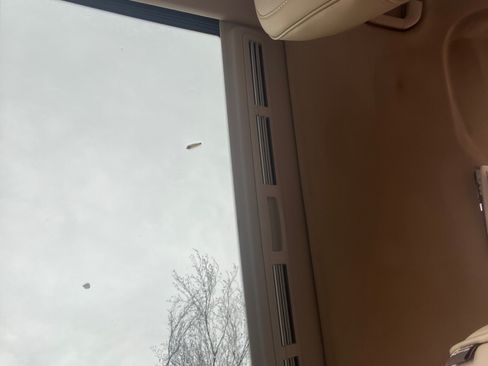 Used 2013 Mercedes-Benz C 250 Sedan image 6