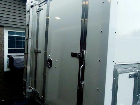 Used 2025 Chevrolet Express 3500 w/ Power Convenience Package image 19