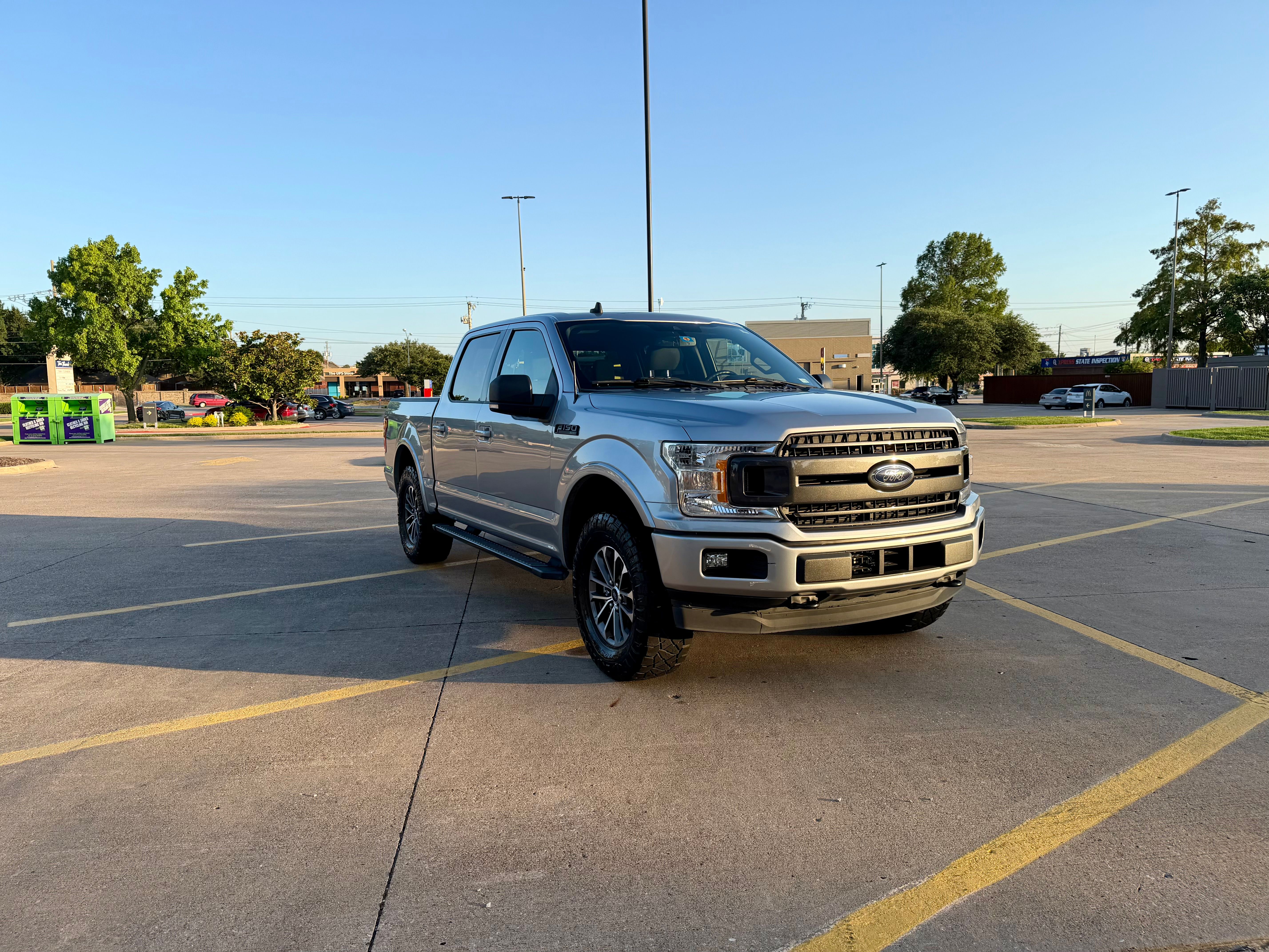 Used 2020 Ford F150 XLT w/ Equipment Group 302A Luxury AWD/4WD image 10
