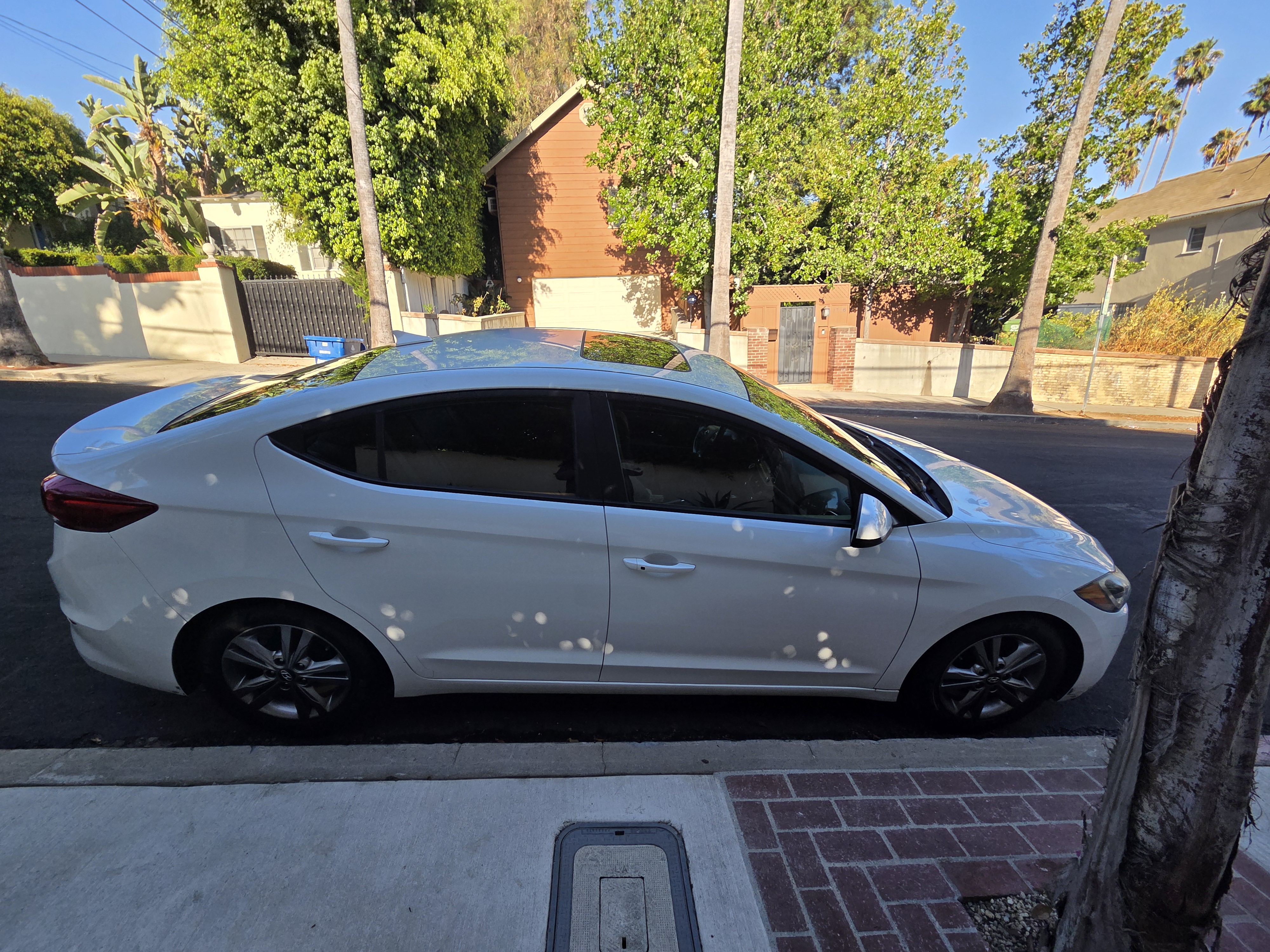 Used 2017 Hyundai Elantra Value Edition FWD image 25