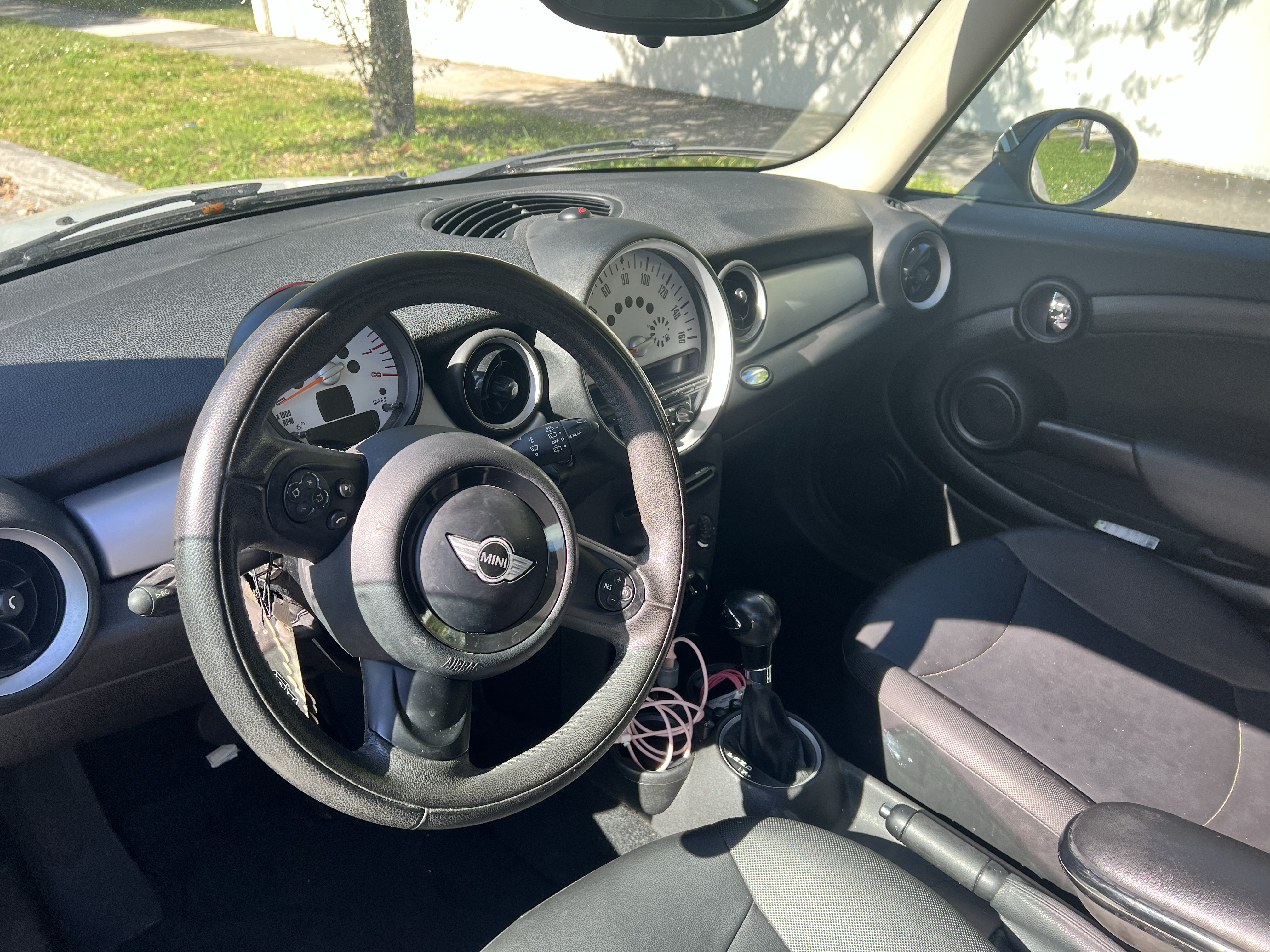 Used 2013 MINI Cooper Clubman FWD image 6
