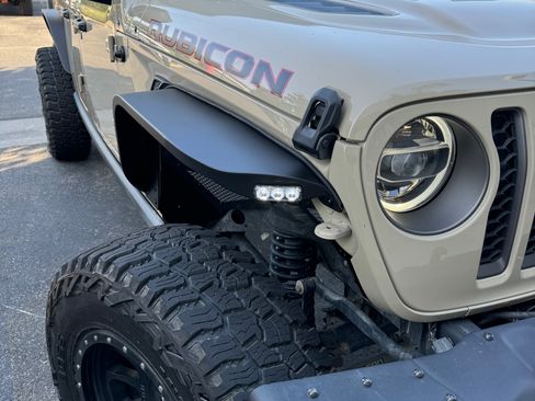 Used 2020 Jeep Gladiator Rubicon image 9