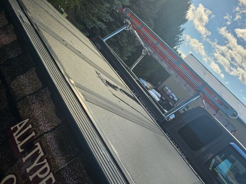 Used 2016 Ford F250 Lariat w/ Chrome Package image 5