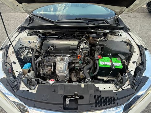 Used 2016 Honda Accord Sport image 1