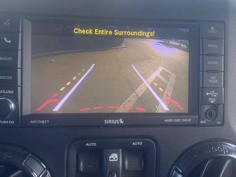 Used 2018 Jeep Wrangler Unlimited Rubicon image 8