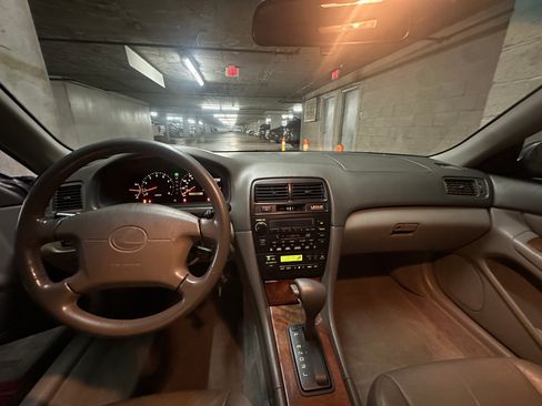 Used 1998 Lexus ES 330 image 11