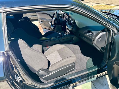 Used 2020 Dodge Challenger GT RWD image 21