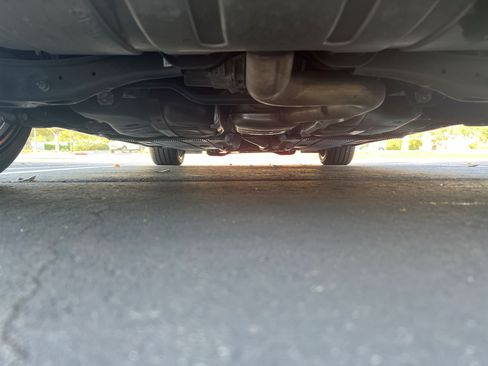 Used 2018 Volkswagen Golf R 4-Door image 24