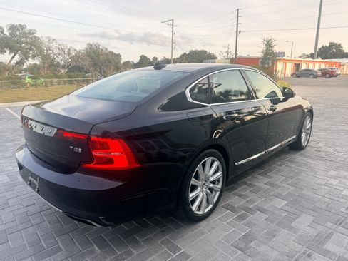 Used 2017 Volvo S90 T5 Inscription w/ Convenience Package image 6