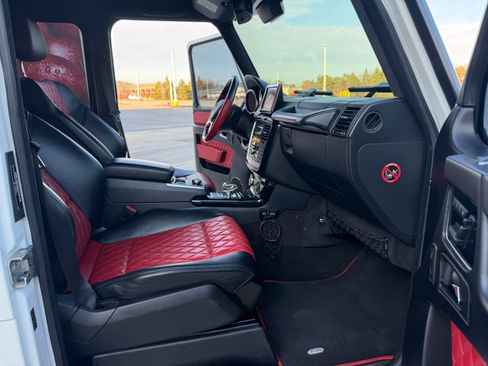 Used 2016 Mercedes-Benz G 63 AMG 4MATIC image 27