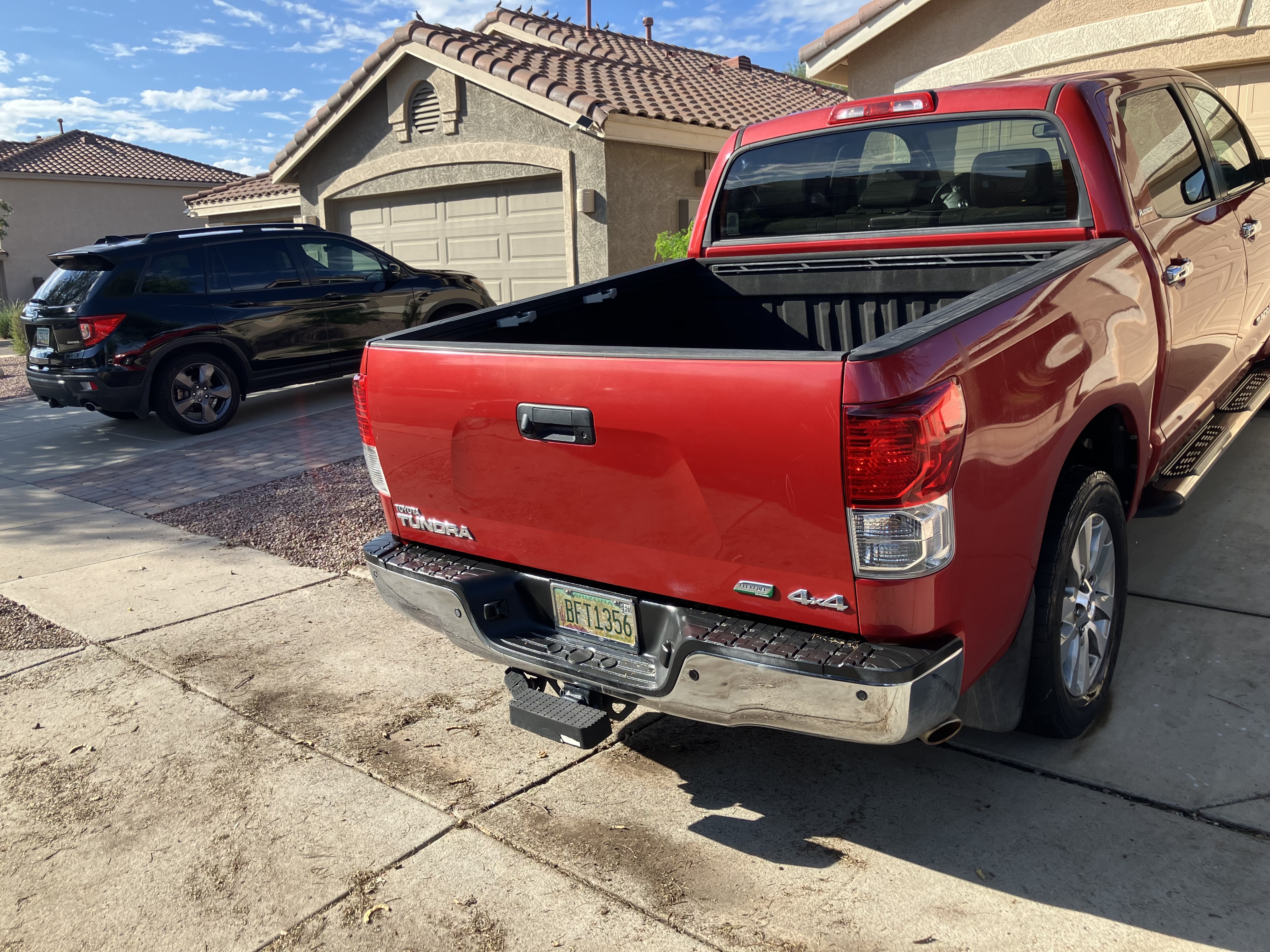 Used 2011 Toyota Tundra Limited w/ Platinum Pkg AWD/4WD image 1