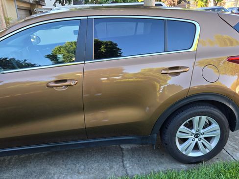 Used 2017 Kia Sportage LX w/ Option Group 012 image 9