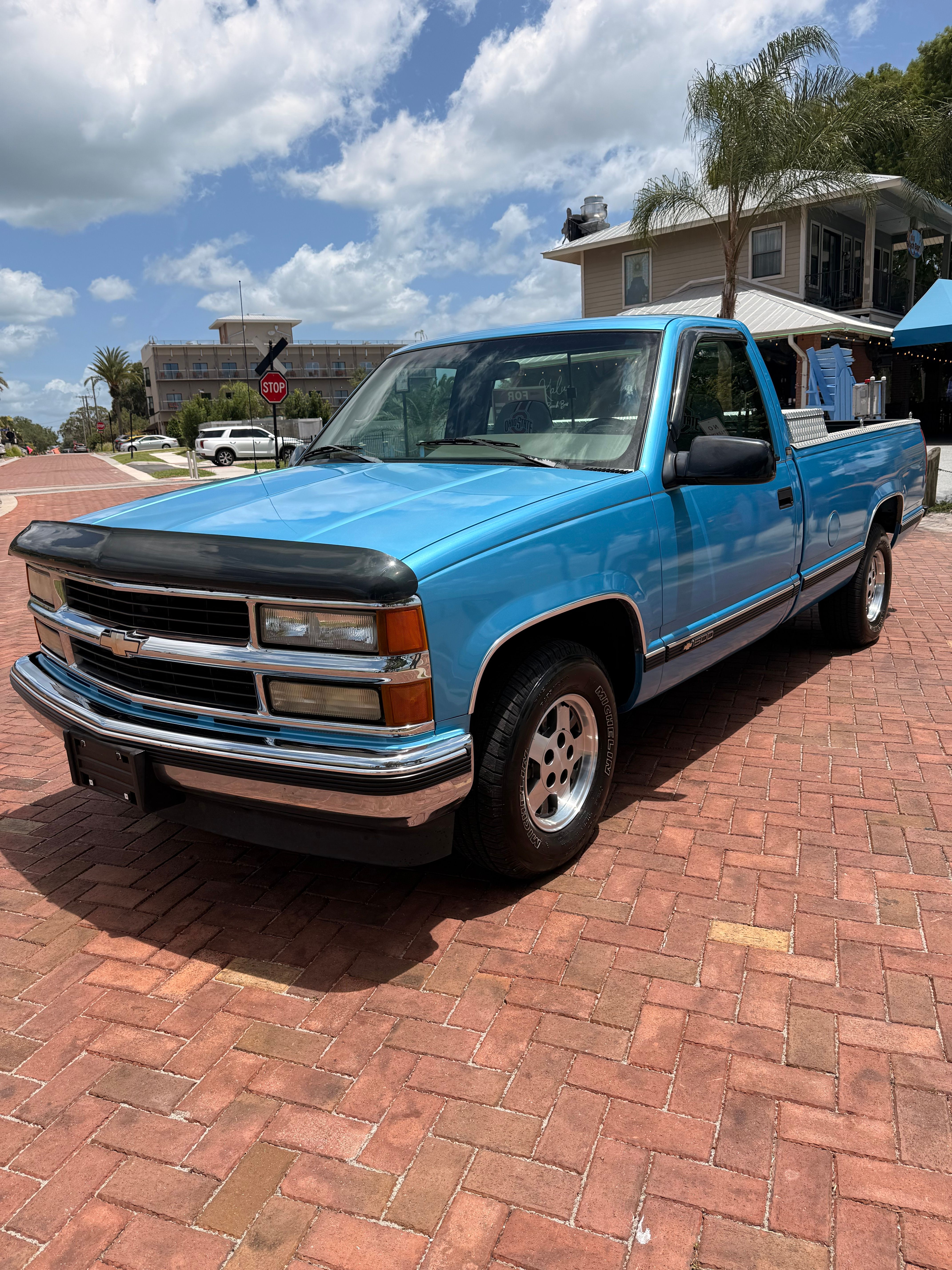 Used 1995 Chevrolet Silverado 1500 2WD Regular Cab image 17