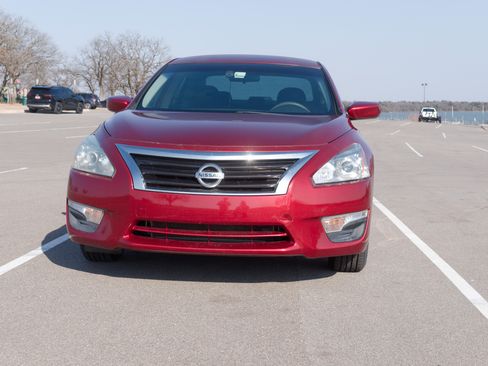 Used 2013 Nissan Altima 2.5 S image 10