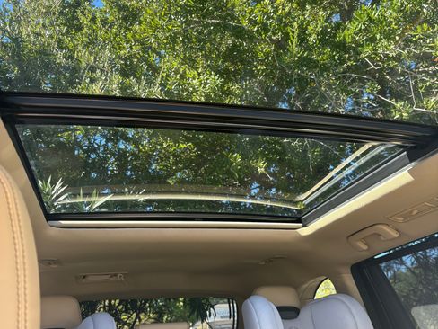 Used 2018 Toyota Highlander Limited Platinum image 11