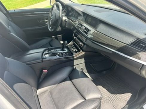 Used 2013 BMW 550i Sedan RWD image 12