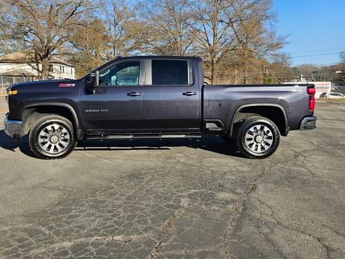 Used 2024 Chevrolet Silverado 2500 LT image 5