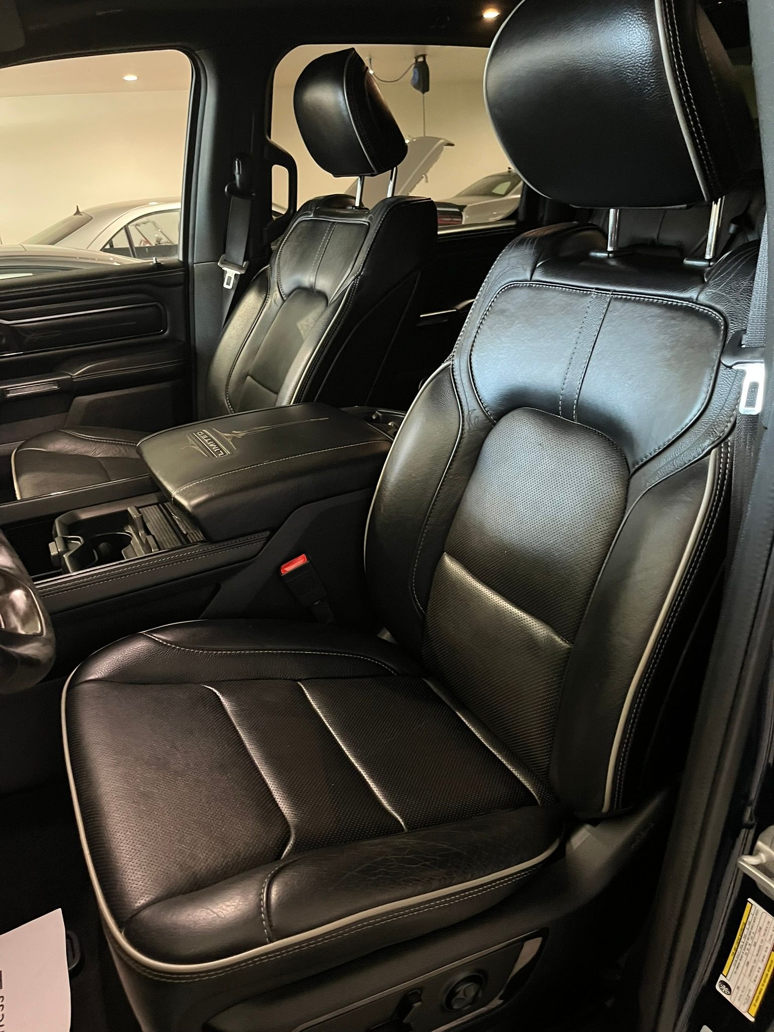 Used 2023 RAM 1500 Limited AWD/4WD image 16