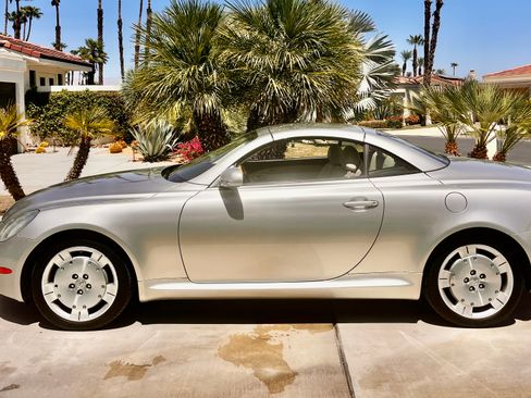 Used 2003 Lexus SC 430 Convertible RWD image 17