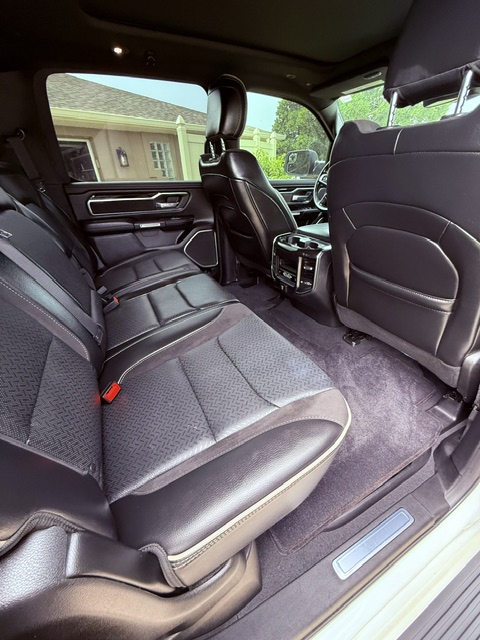 Used 2019 RAM 1500 Laramie RWD image 22