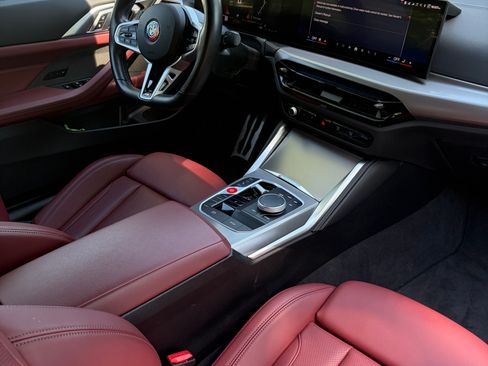 Used 2025 BMW M440i Convertible RWD image 13