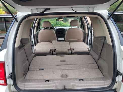 Used 2004 Ford Explorer Limited image 12