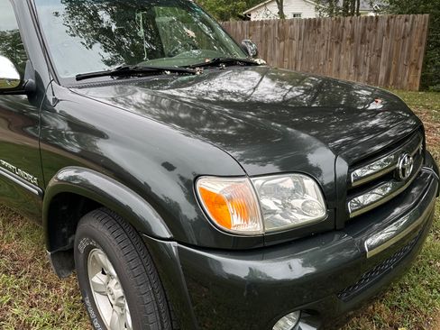 Used 2005 Toyota Tundra SR5 image 2