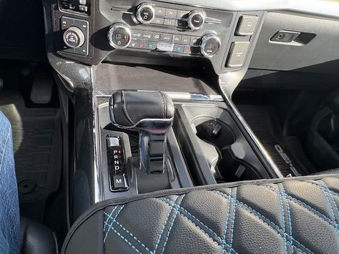 Used 2021 Ford F150 Lariat w/ Equipment Group 502A High image 17