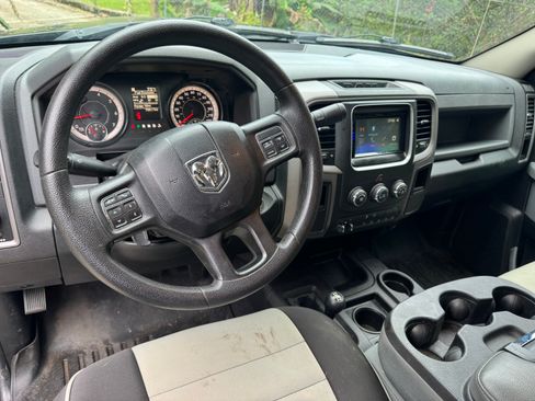 Used 2016 RAM 3500 Tradesman w/ Power & Remote Entry Group image 12