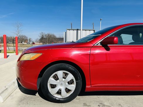 Used 2009 Toyota Camry LE image 19