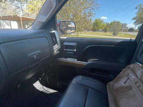 Used 2017 Chevrolet Silverado 1500 LTZ w/ Sport Package image 23